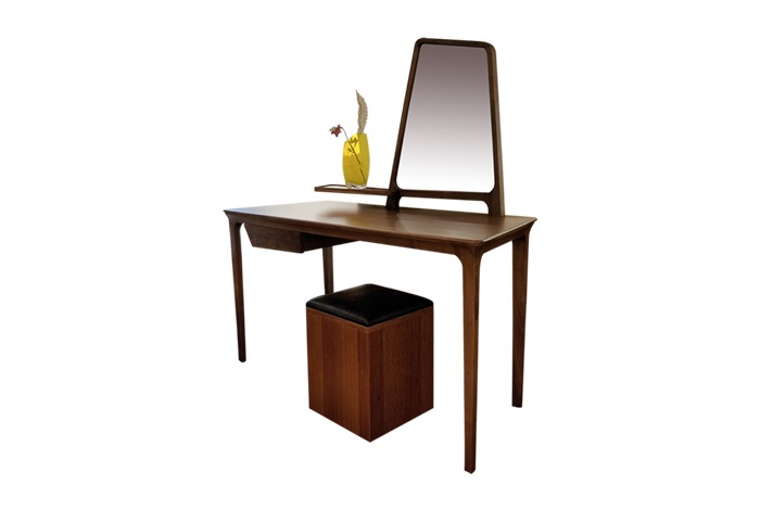 DRESSING TABLE_16